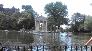Pond in Villa Borghese
